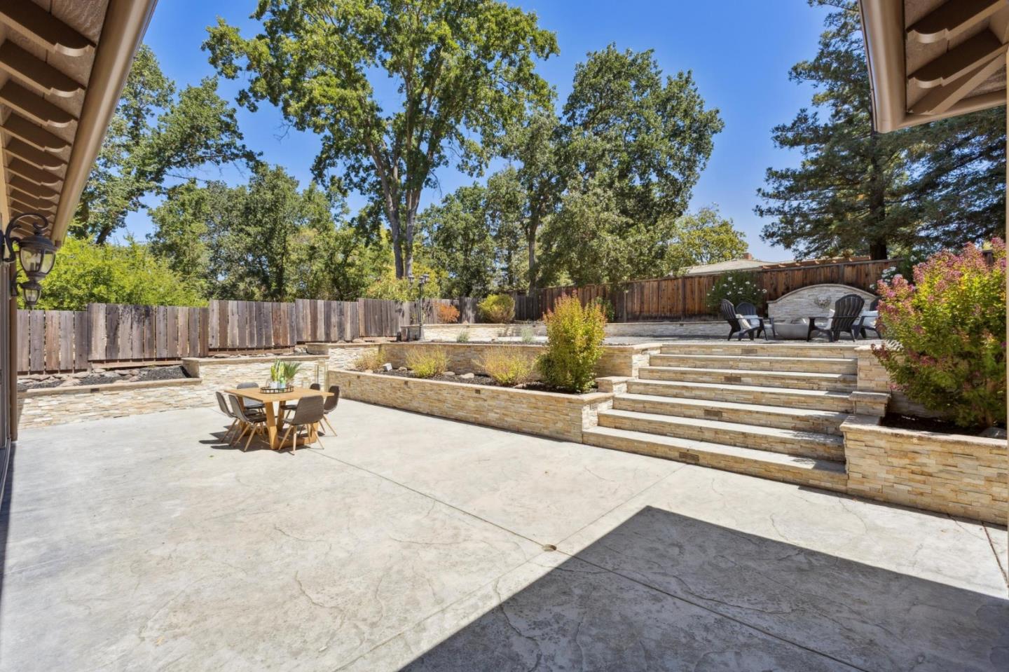 Detail Gallery Image 98 of 142 For 716 Rosewood Dr, Walnut Creek,  CA 94596 - 4 Beds | 4/1 Baths