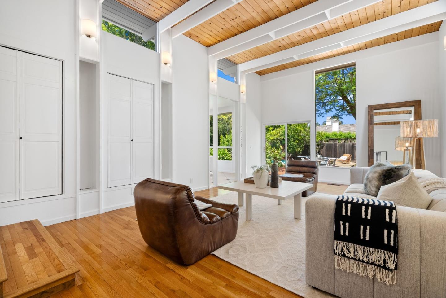 Detail Gallery Image 4 of 49 For 201 Yerba Buena Ave, Los Altos,  CA 94022 - 4 Beds | 3 Baths
