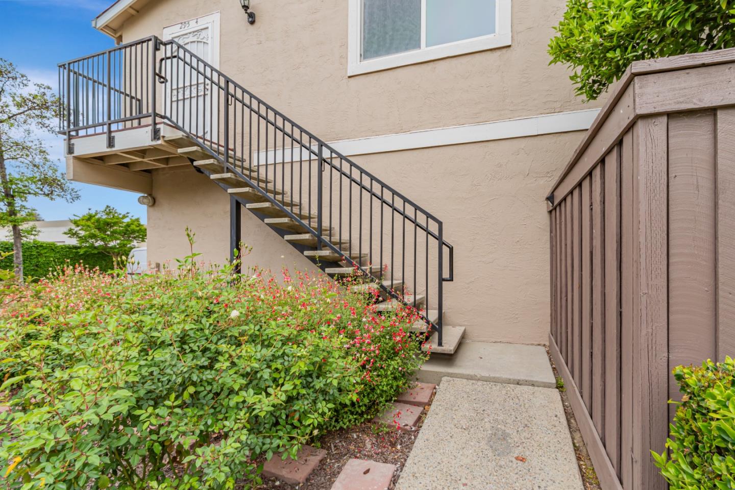 Detail Gallery Image 24 of 28 For 295 Rio Verde Pl #4,  Milpitas,  CA 95035 - 3 Beds | 1 Baths