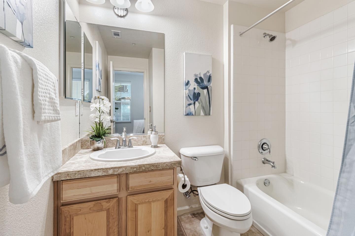 Detail Gallery Image 28 of 42 For 59 Bassett St, San Jose,  CA 95110 - 3 Beds | 3 Baths
