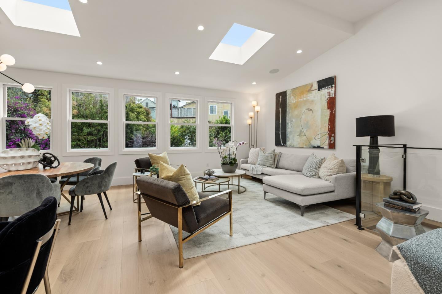 Detail Gallery Image 11 of 70 For 17 30th St, San Francisco,  CA 94110 - 4 Beds | 3 Baths