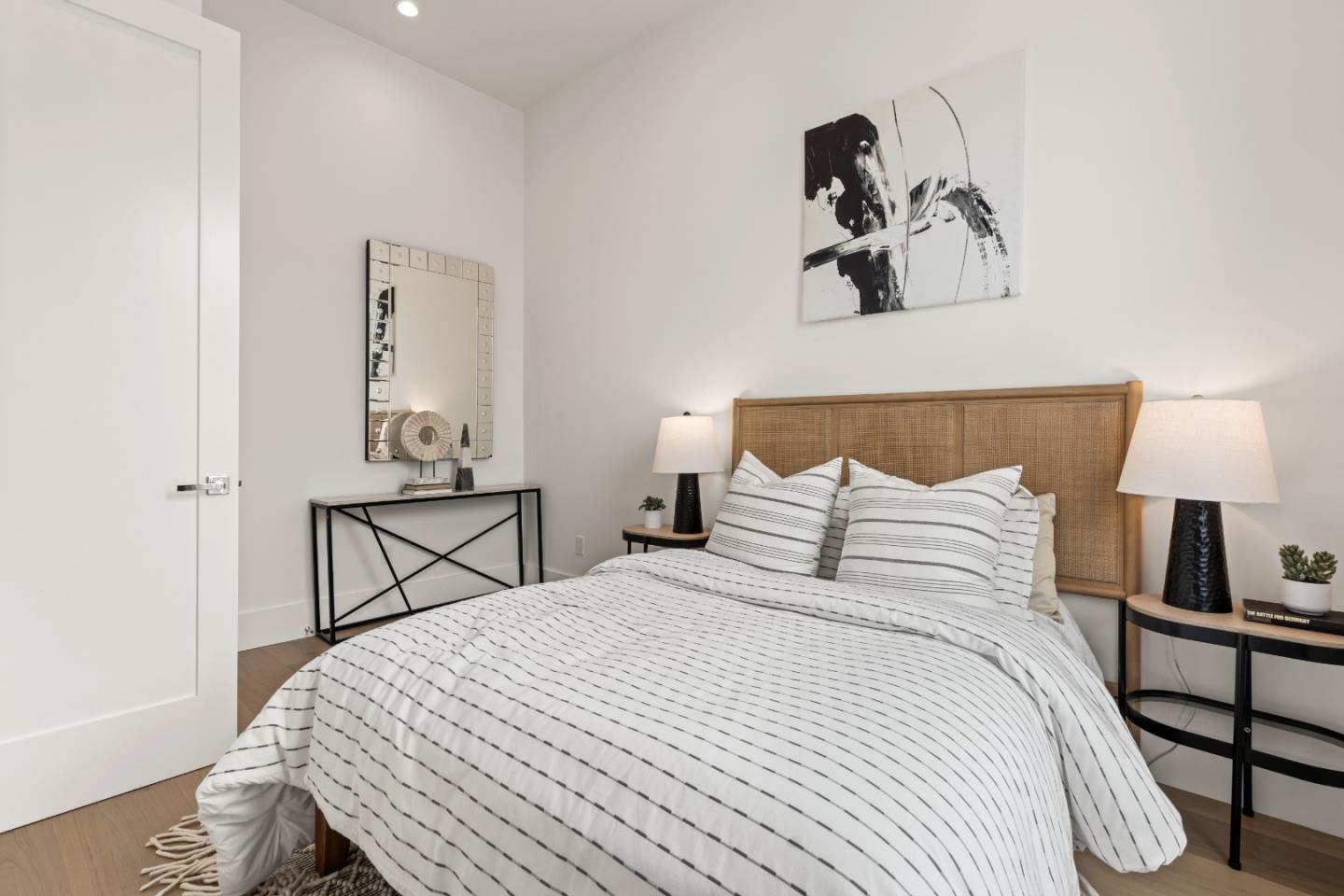 Detail Gallery Image 22 of 70 For 17 30th St, San Francisco,  CA 94110 - 4 Beds | 3 Baths