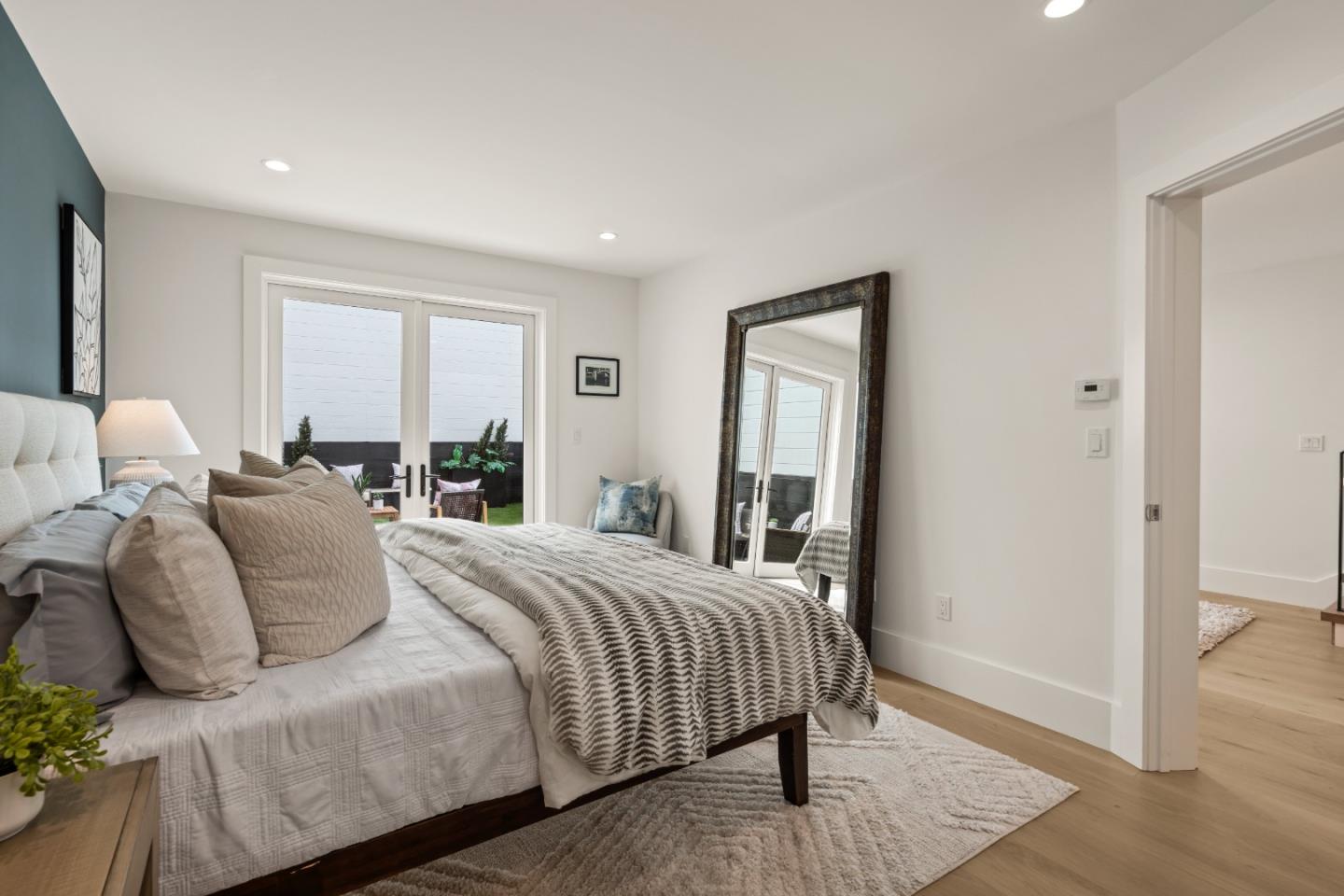 Detail Gallery Image 42 of 70 For 17 30th St, San Francisco,  CA 94110 - 4 Beds | 3 Baths