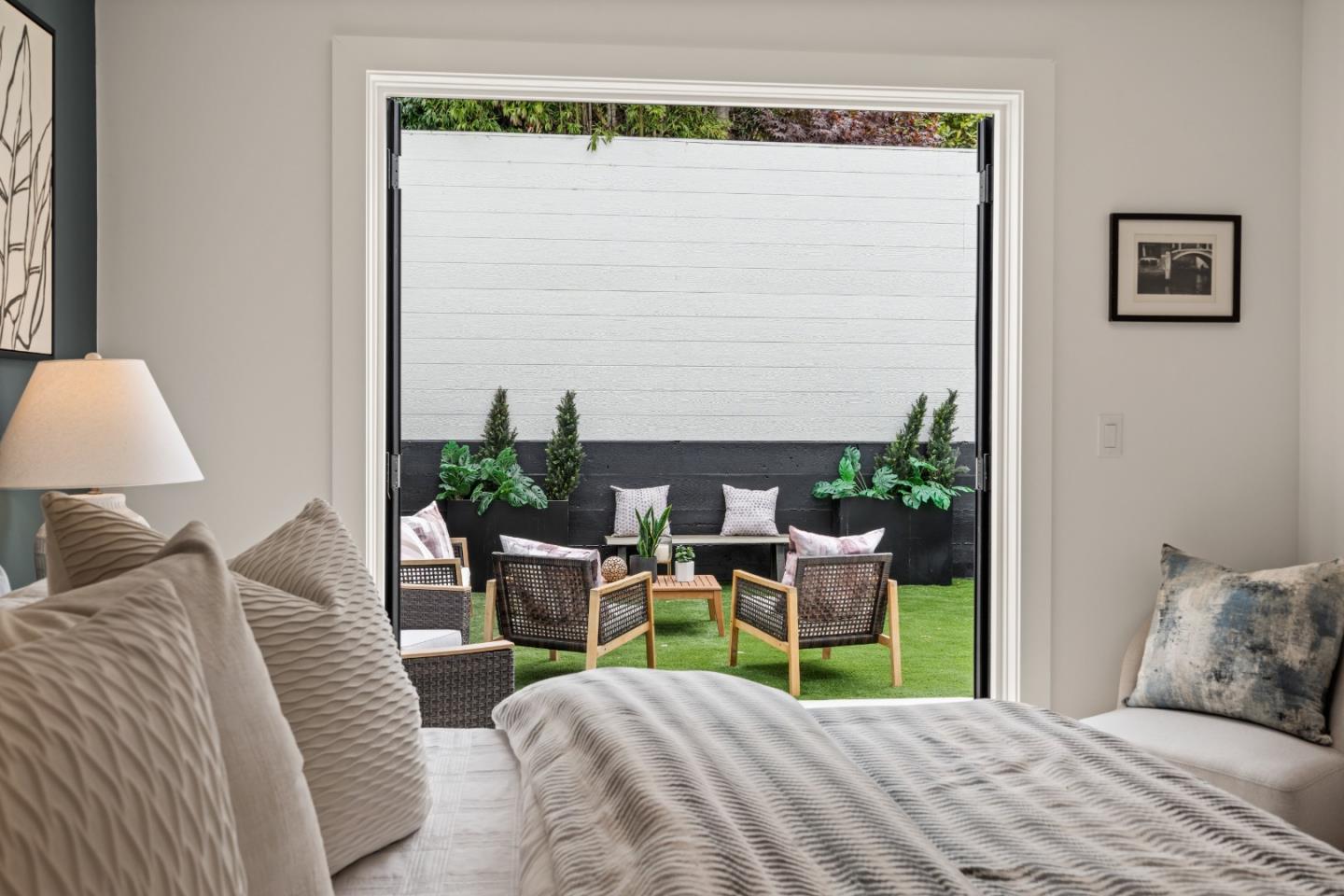 Detail Gallery Image 43 of 70 For 17 30th St, San Francisco,  CA 94110 - 4 Beds | 3 Baths