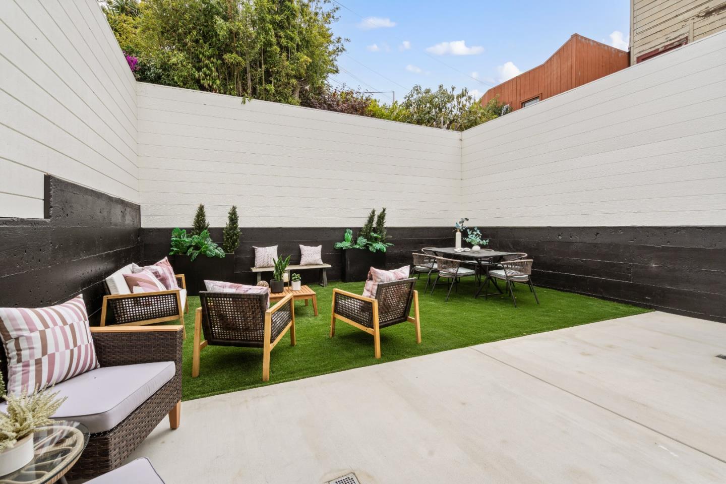 Detail Gallery Image 55 of 70 For 17 30th St, San Francisco,  CA 94110 - 4 Beds | 3 Baths