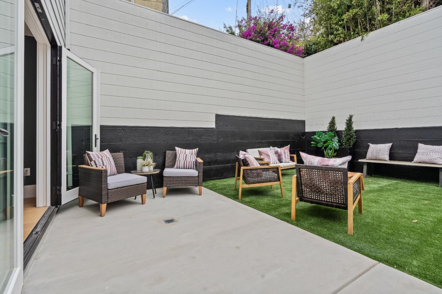 Detail Gallery Image 57 of 70 For 17 30th St, San Francisco,  CA 94110 - 4 Beds | 3 Baths