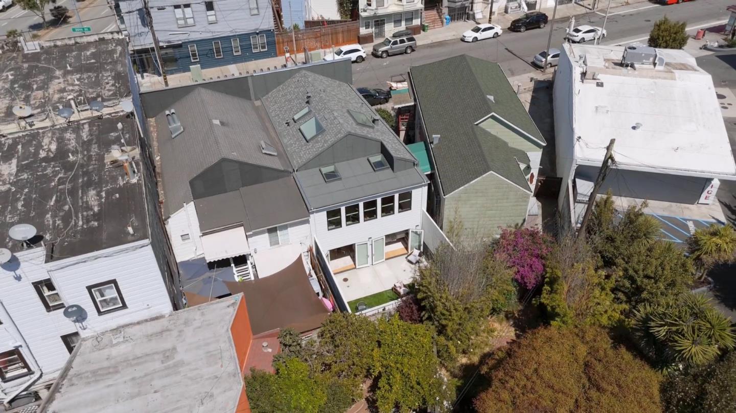 Detail Gallery Image 67 of 70 For 17 30th St, San Francisco,  CA 94110 - 4 Beds | 3 Baths