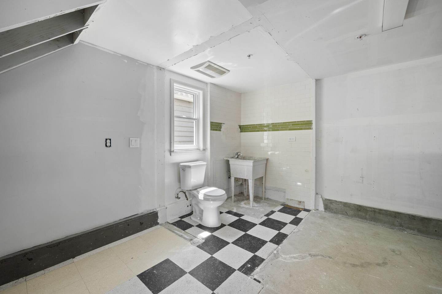 Detail Gallery Image 31 of 44 For 724 10th Ave, San Mateo,  CA 94402 - 3 Beds | 2 Baths
