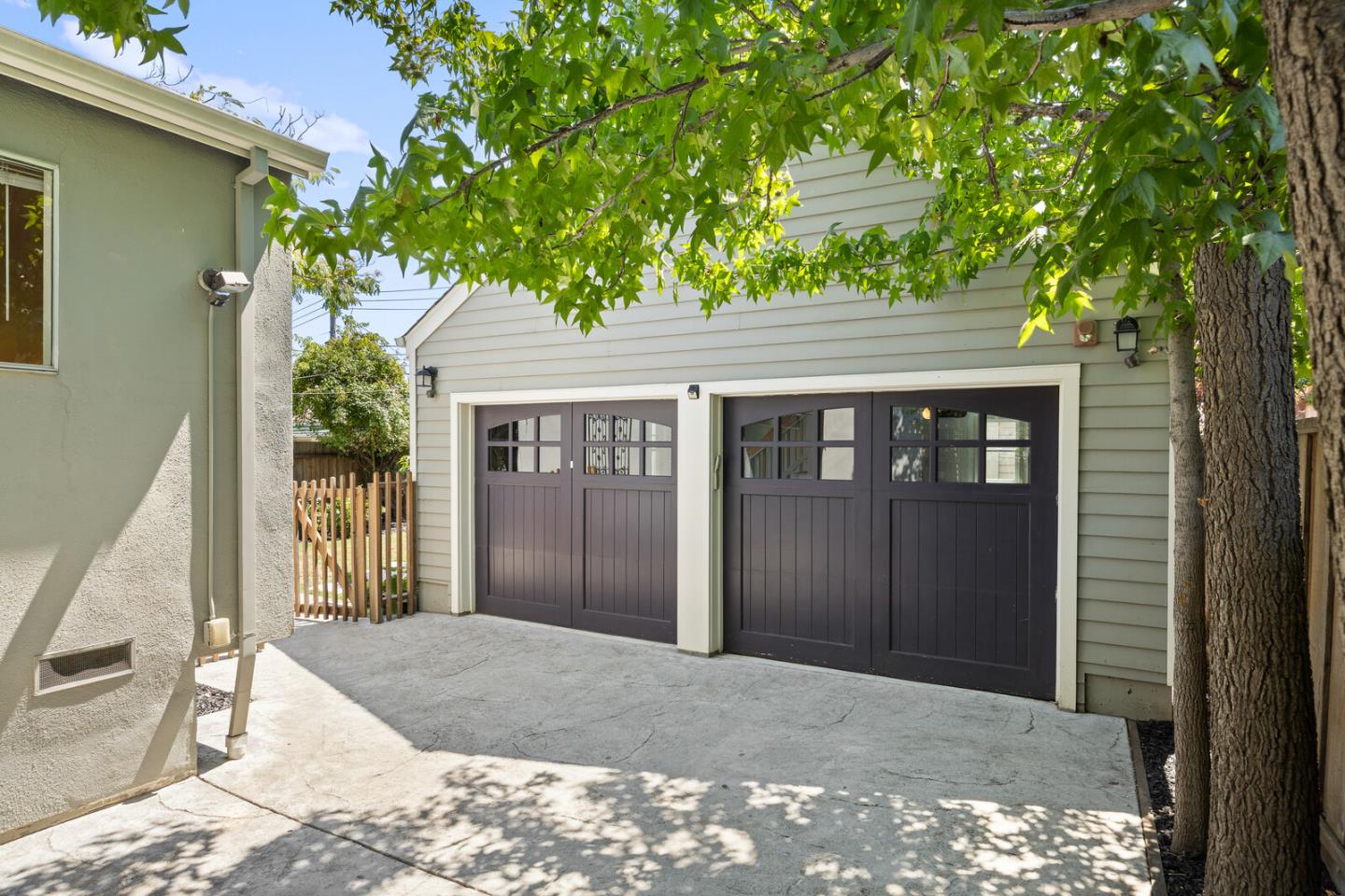 Detail Gallery Image 4 of 44 For 724 10th Ave, San Mateo,  CA 94402 - 3 Beds | 2 Baths