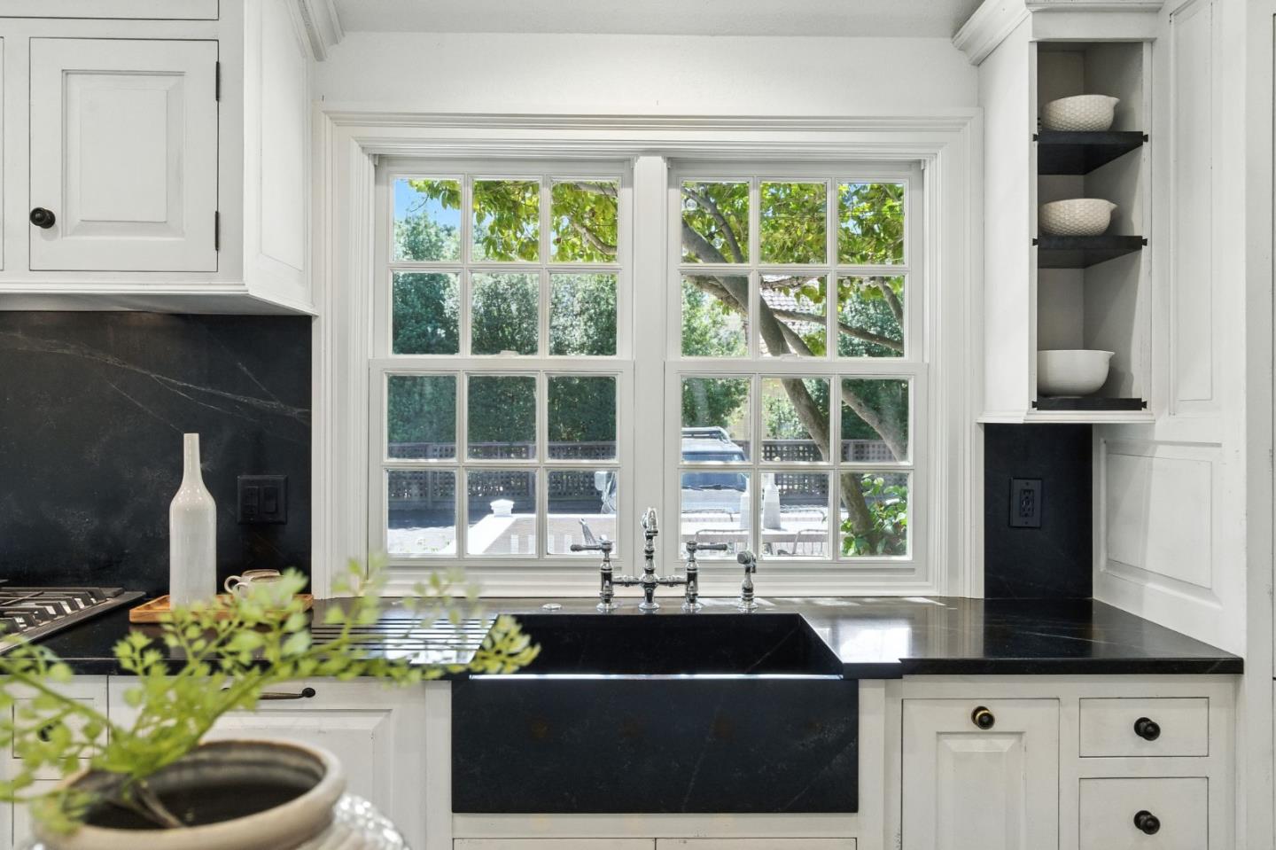 Detail Gallery Image 21 of 74 For 1486 Newport Ave, San Jose,  CA 95125 - 6 Beds | 5 Baths