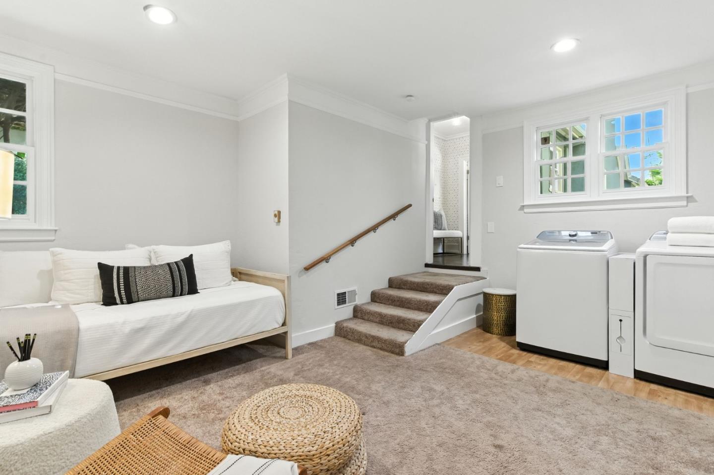 Detail Gallery Image 27 of 74 For 1486 Newport Ave, San Jose,  CA 95125 - 6 Beds | 5 Baths