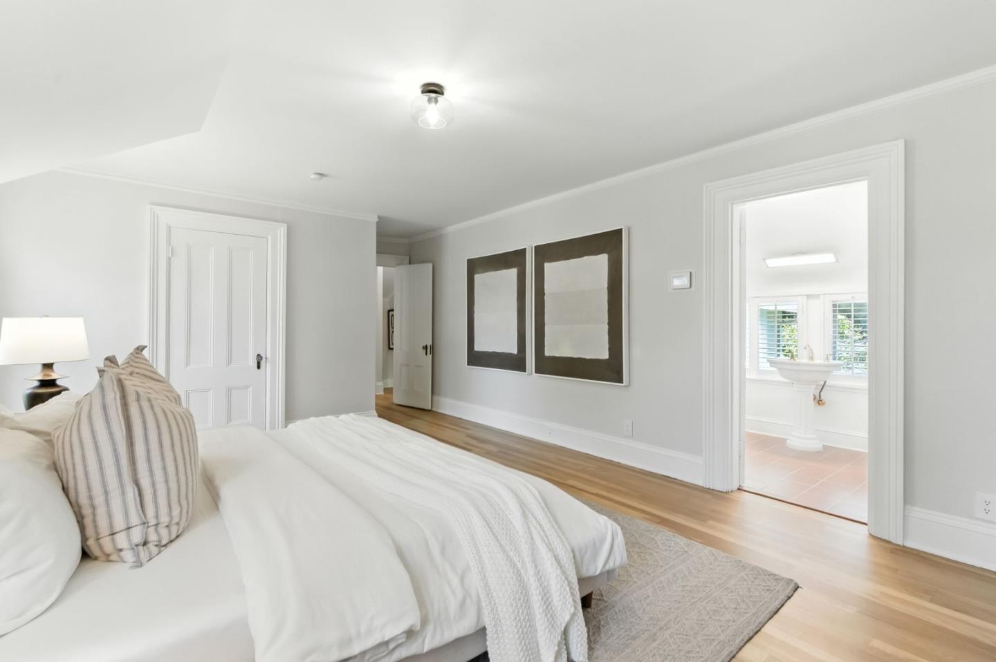Detail Gallery Image 33 of 74 For 1486 Newport Ave, San Jose,  CA 95125 - 6 Beds | 5 Baths
