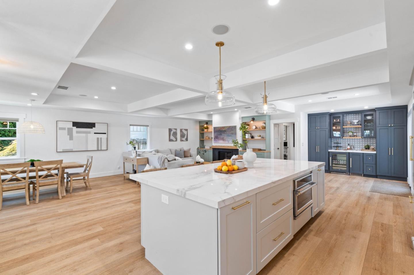 Detail Gallery Image 11 of 44 For 891 Arnold Way, San Jose,  CA 95128 - 4 Beds | 2 Baths