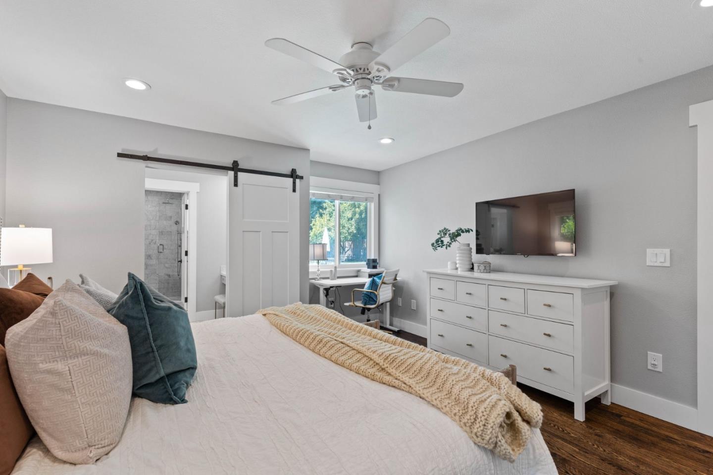Detail Gallery Image 20 of 44 For 891 Arnold Way, San Jose,  CA 95128 - 4 Beds | 2 Baths