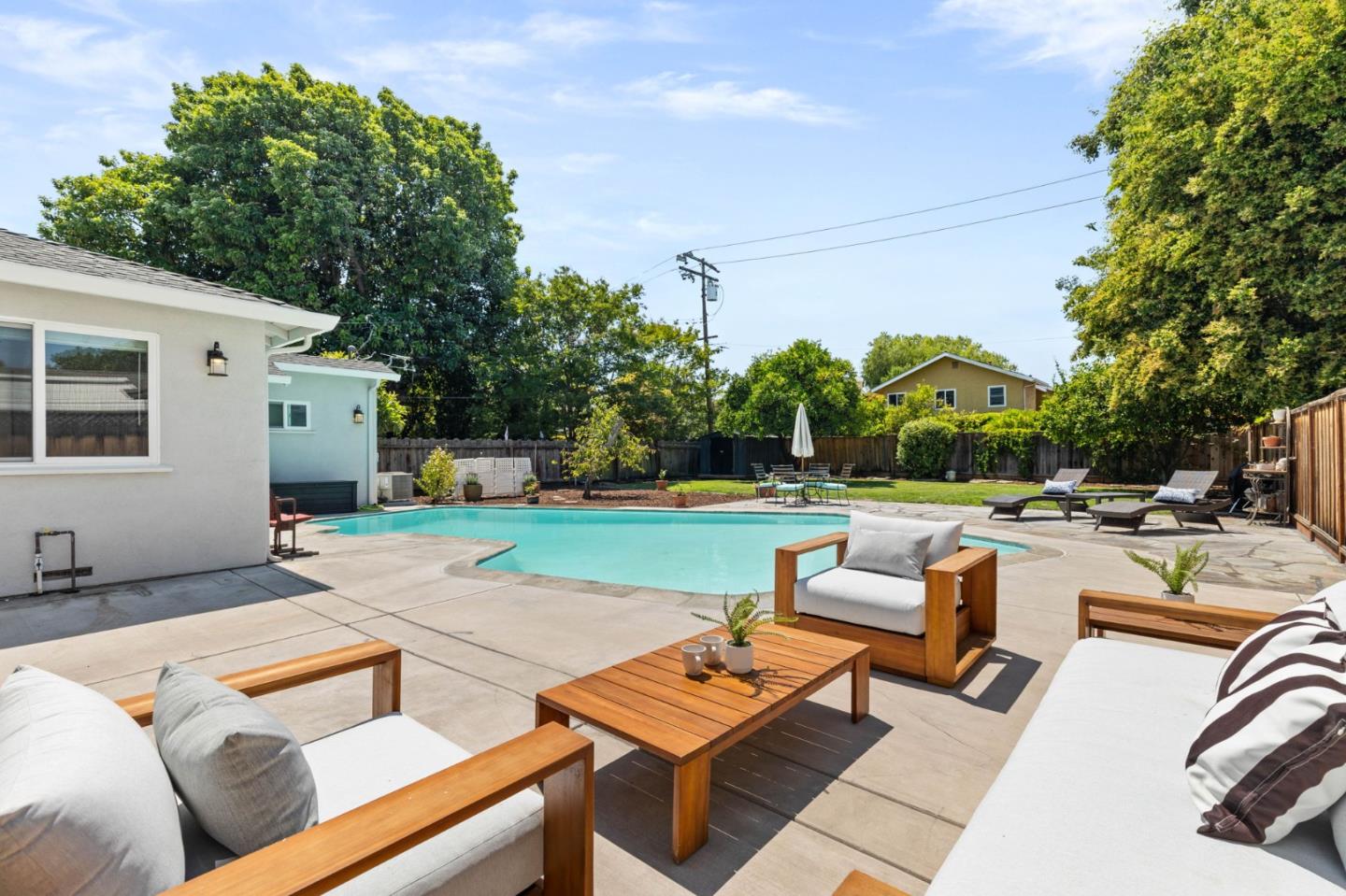 Detail Gallery Image 31 of 44 For 891 Arnold Way, San Jose,  CA 95128 - 4 Beds | 2 Baths