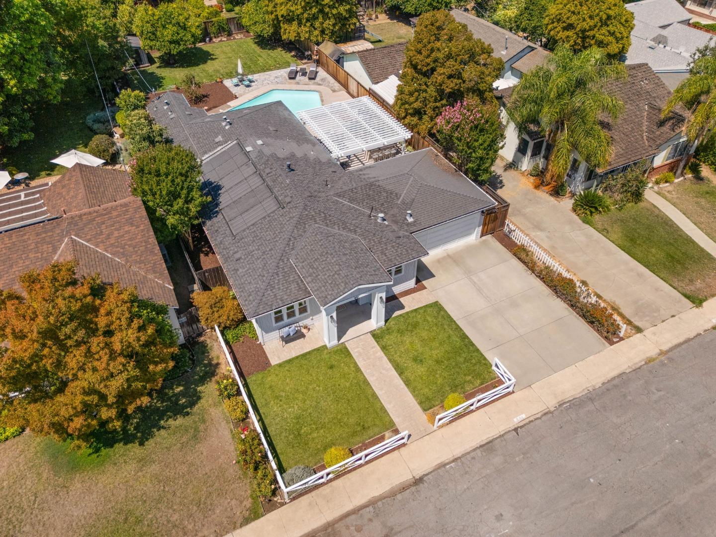 Detail Gallery Image 37 of 44 For 891 Arnold Way, San Jose,  CA 95128 - 4 Beds | 2 Baths