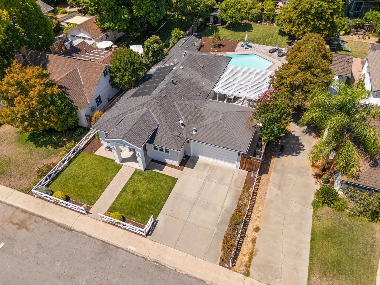 Detail Gallery Image 38 of 44 For 891 Arnold Way, San Jose,  CA 95128 - 4 Beds | 2 Baths