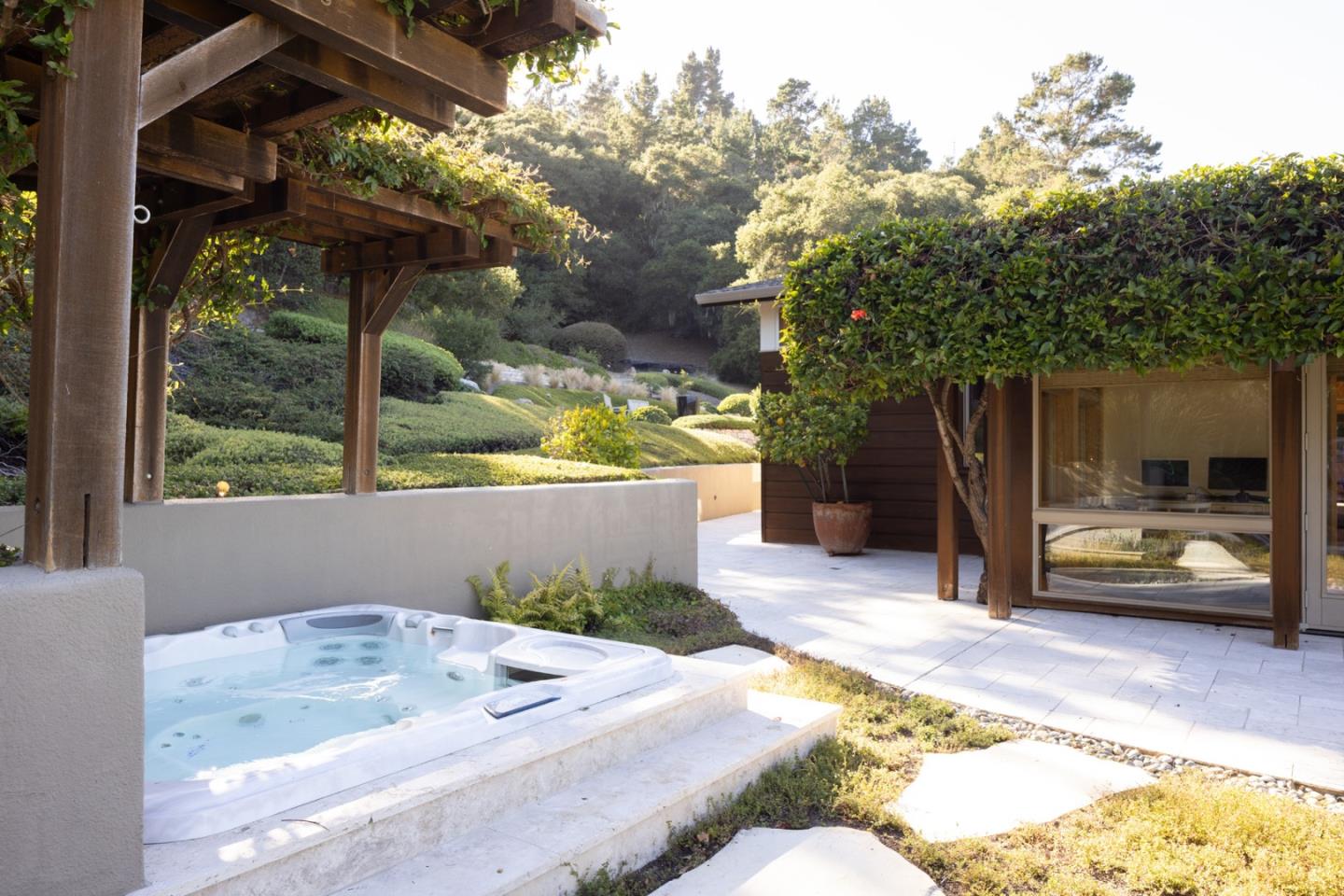 Detail Gallery Image 15 of 24 For 5473 Quail Meadows Dr, Carmel,  CA 93923 - 3 Beds | 4/1 Baths