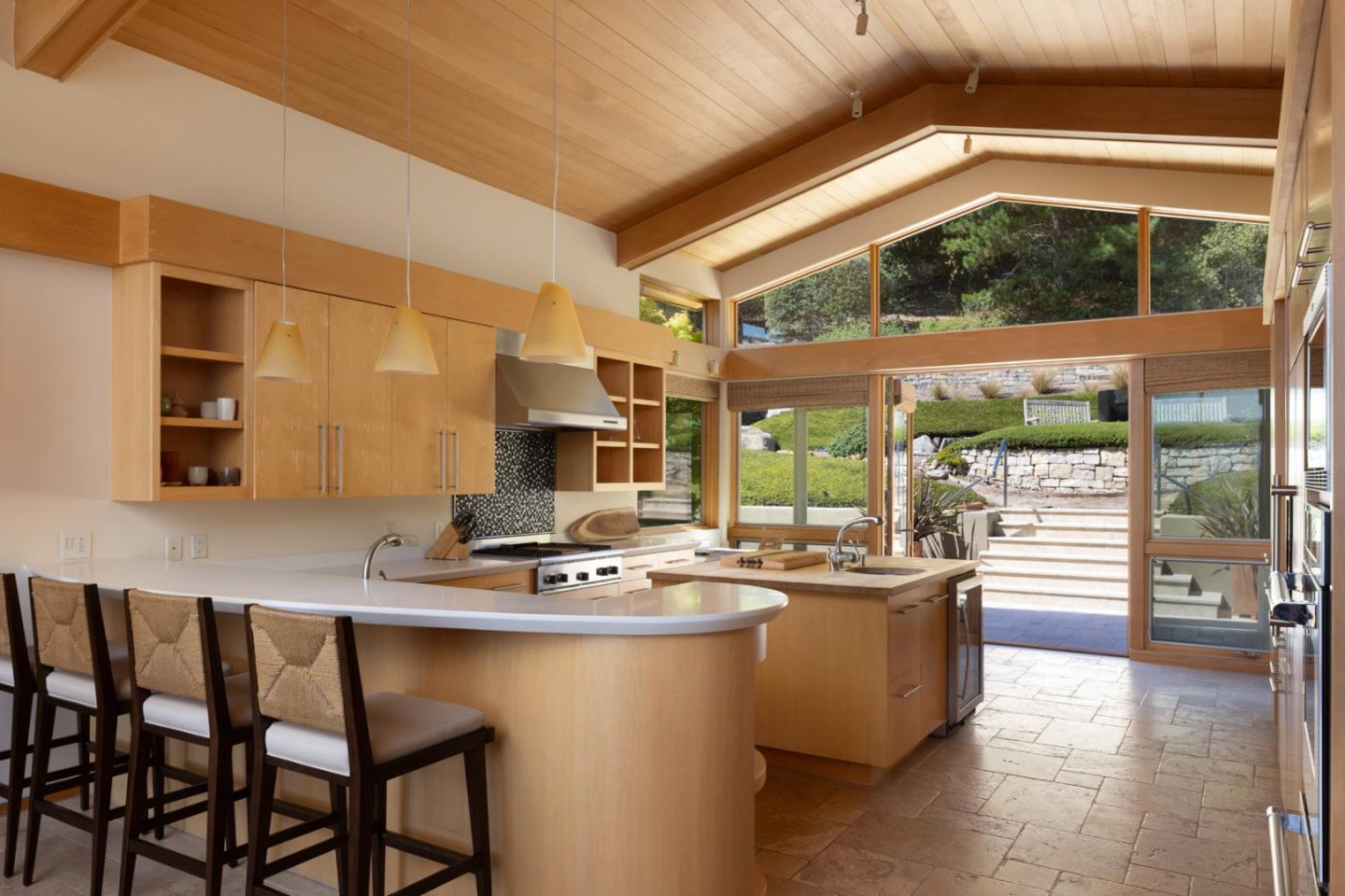 Detail Gallery Image 7 of 24 For 5473 Quail Meadows Dr, Carmel,  CA 93923 - 3 Beds | 4/1 Baths
