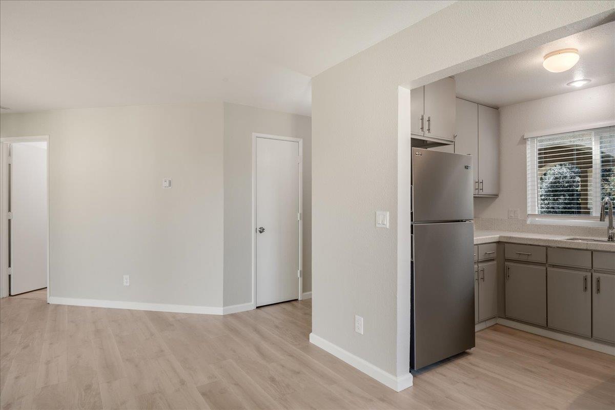 Detail Gallery Image 21 of 25 For 127 Rancho Dr, San Jose,  CA 95111 - – Beds | – Baths