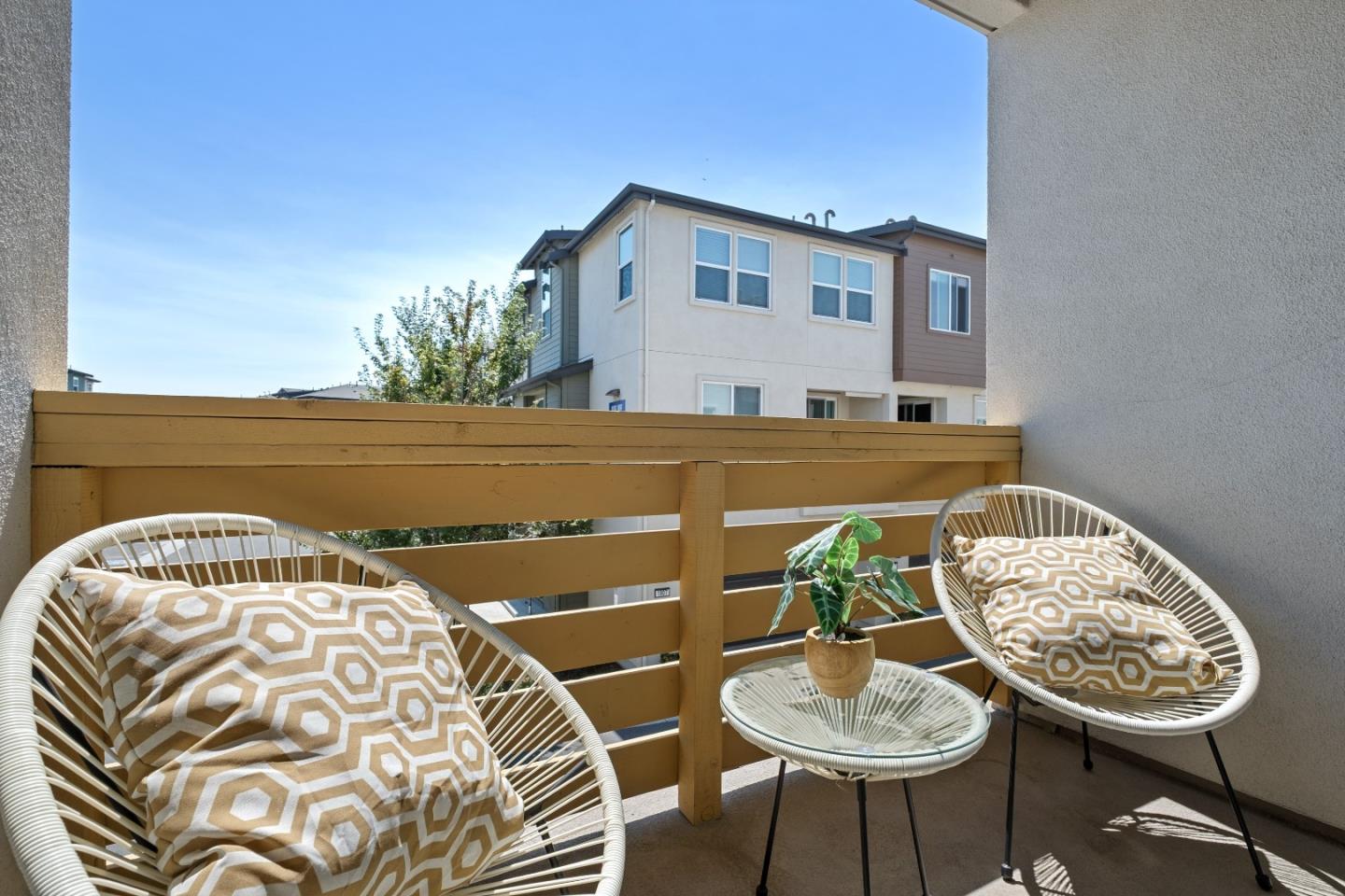 Detail Gallery Image 11 of 55 For 1882 Joshua Tree Cir, Milpitas,  CA 95035 - 4 Beds | 3/1 Baths