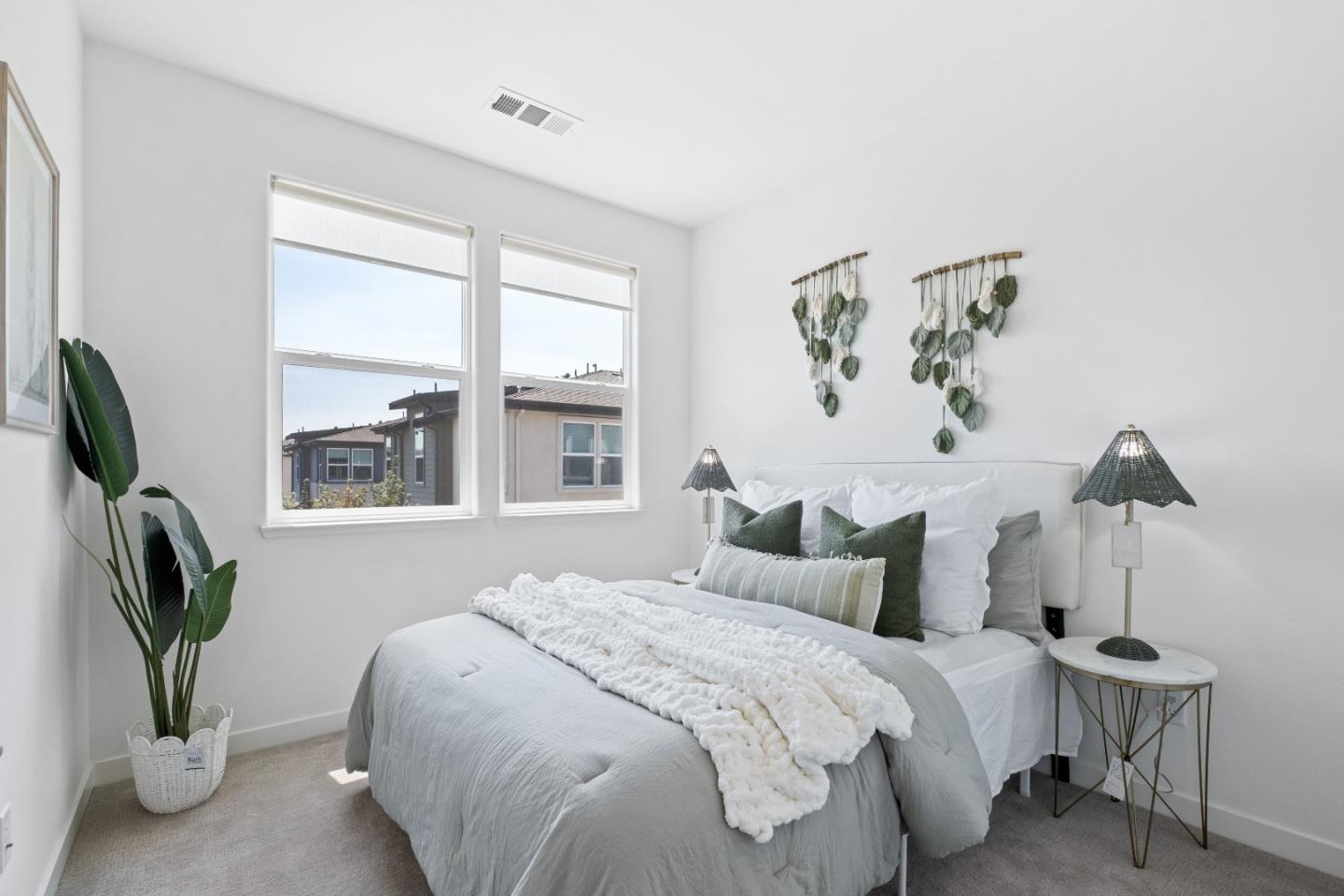 Detail Gallery Image 41 of 55 For 1882 Joshua Tree Cir, Milpitas,  CA 95035 - 4 Beds | 3/1 Baths