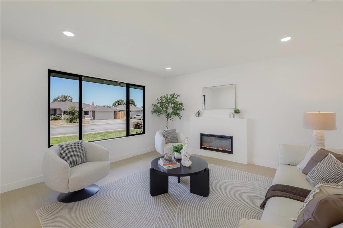 Detail Gallery Image 5 of 39 For 4432 Dali St, Fremont,  CA 94536 - 3 Beds | 2 Baths