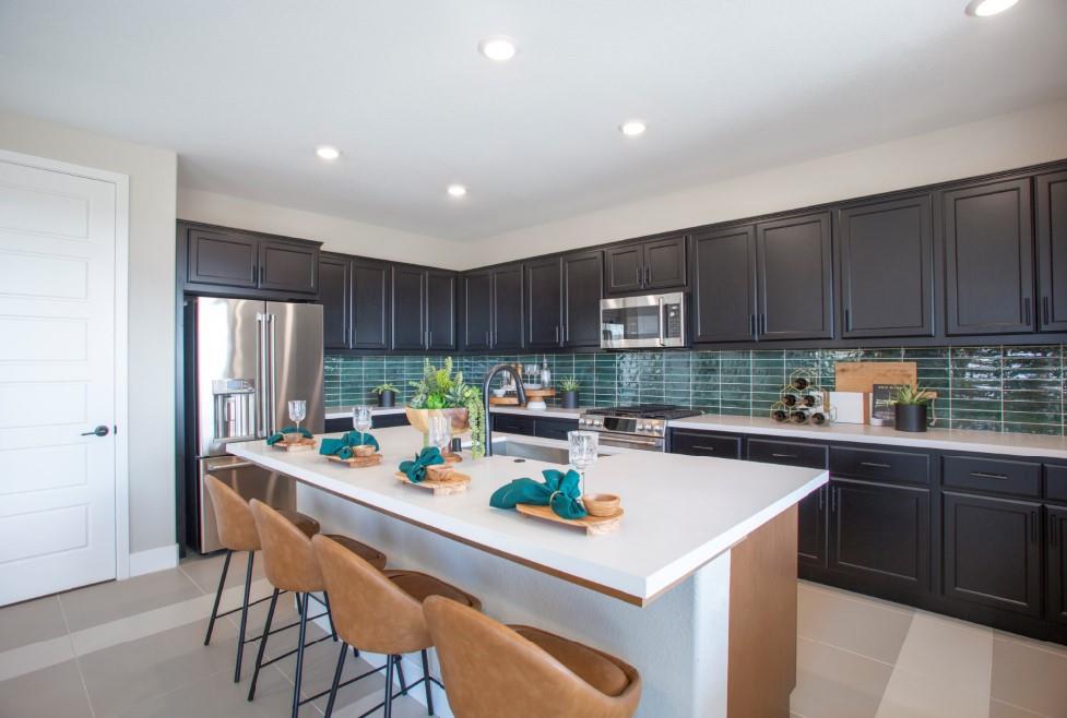 Detail Gallery Image 7 of 16 For 15996 Testarossa St, Lathrop,  CA 95330 - 4 Beds | 3 Baths