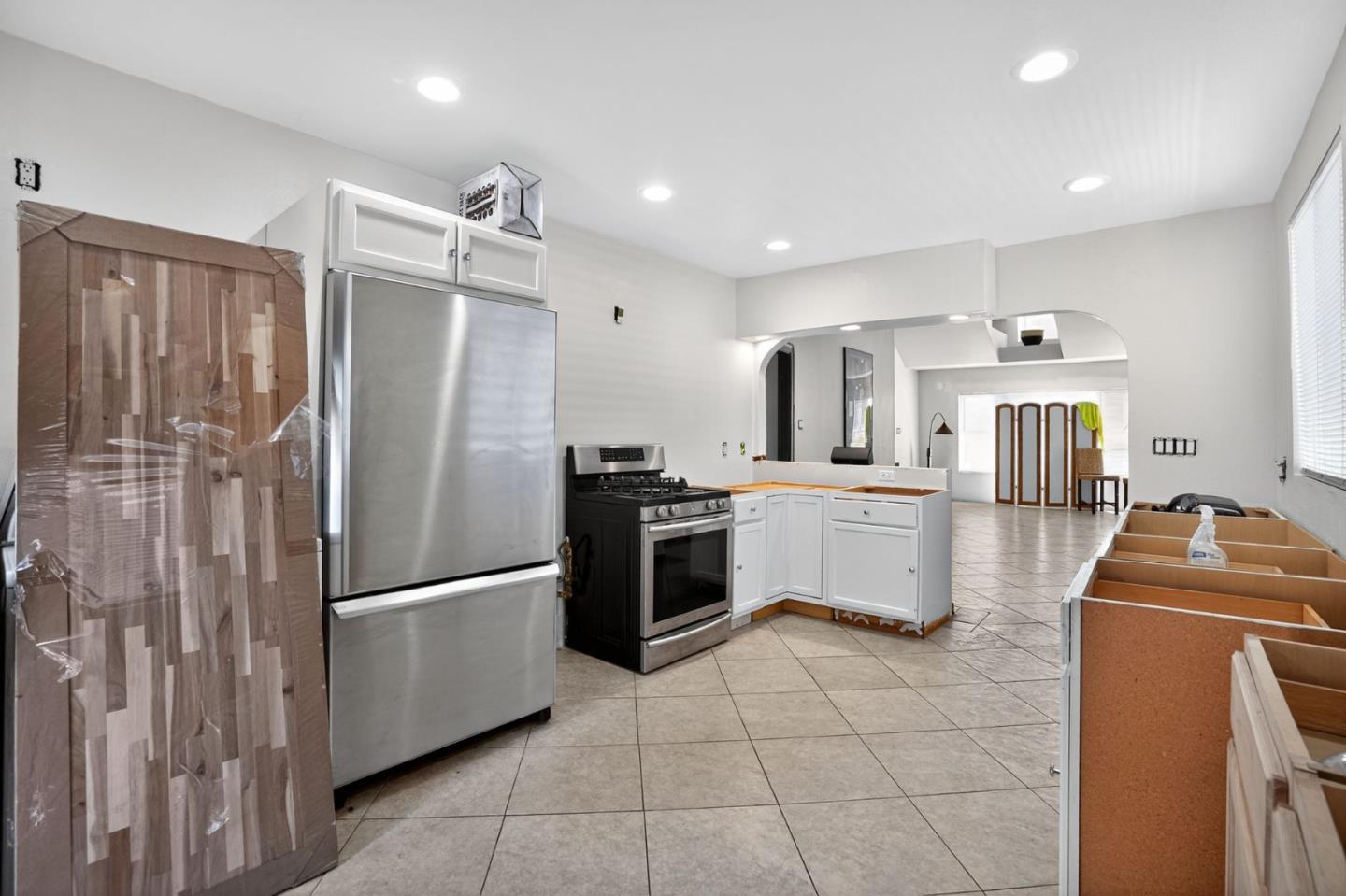 Detail Gallery Image 13 of 29 For 7000 Arthur St, Oakland,  CA 94605 - 2 Beds | 1 Baths