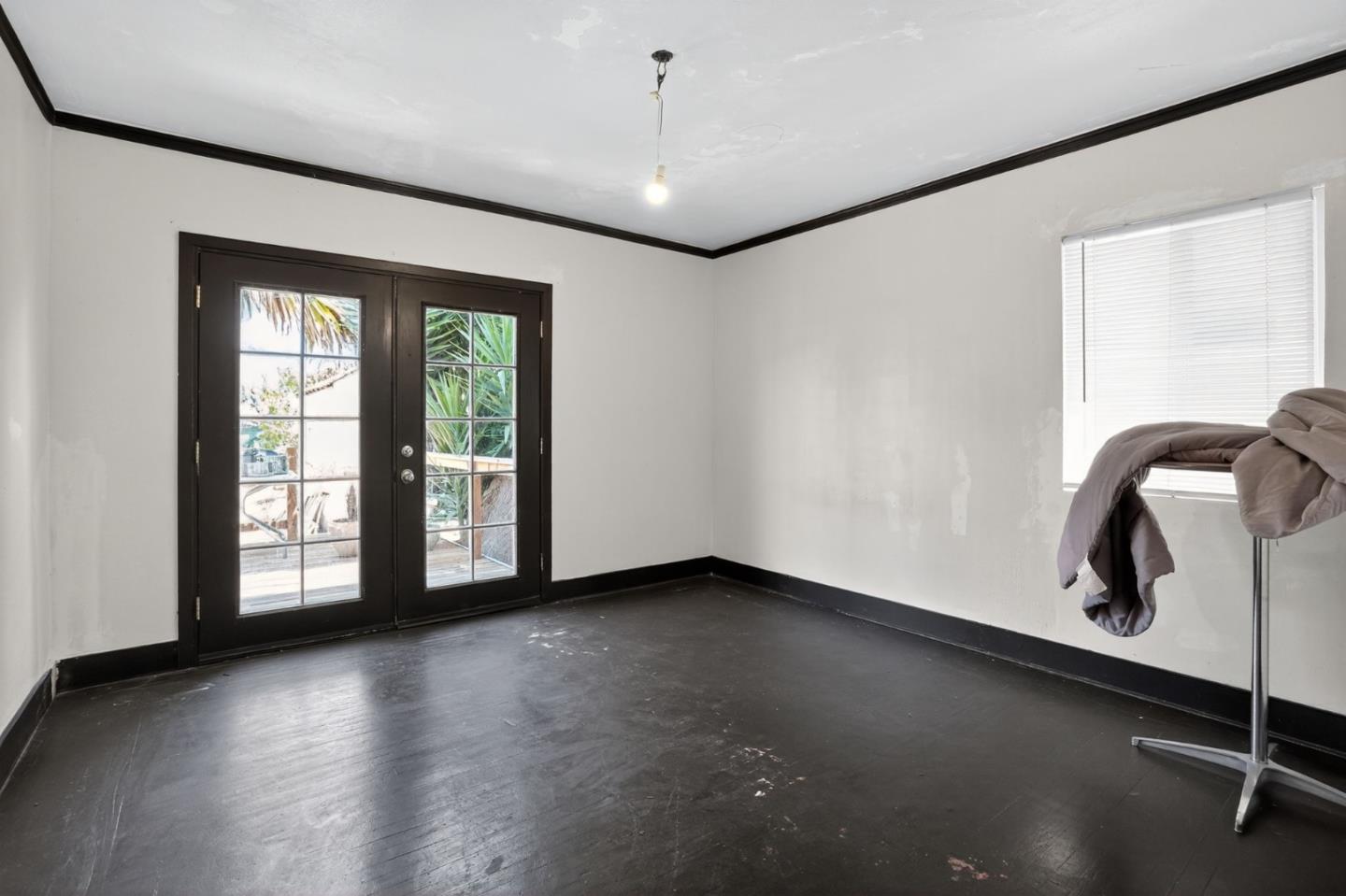 Detail Gallery Image 15 of 29 For 7000 Arthur St, Oakland,  CA 94605 - 2 Beds | 1 Baths