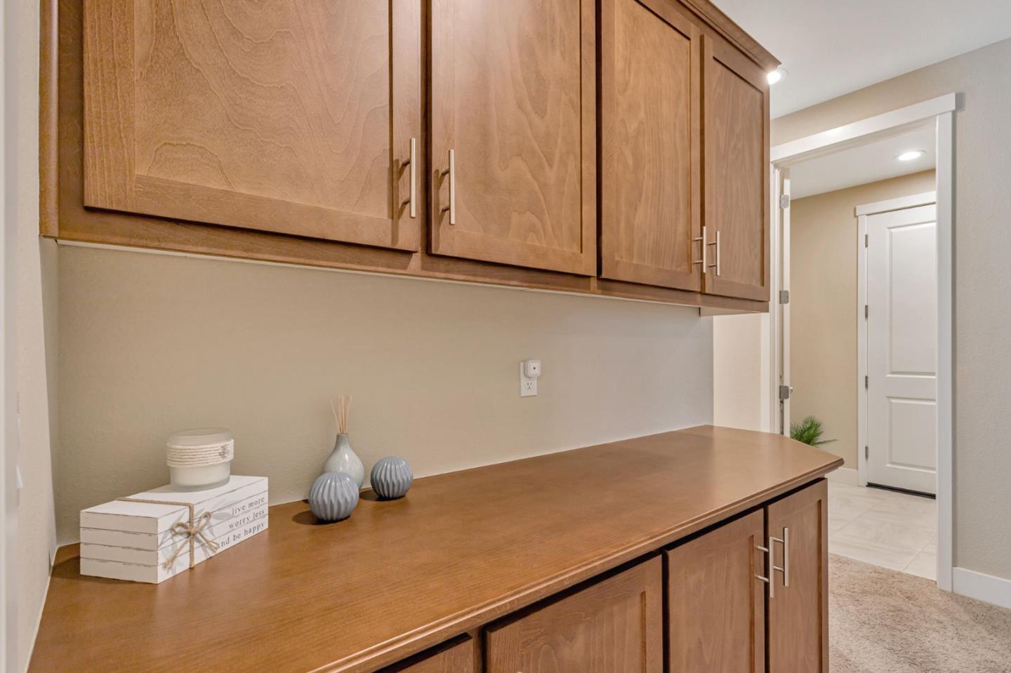 Detail Gallery Image 22 of 54 For 1575 Sunflower Dr, Hollister,  CA 95023 - 4 Beds | 2 Baths
