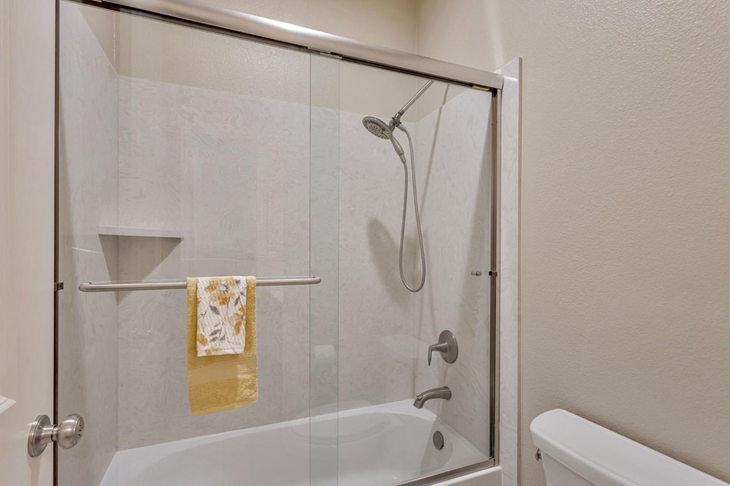Detail Gallery Image 31 of 54 For 1575 Sunflower Dr, Hollister,  CA 95023 - 4 Beds | 2 Baths