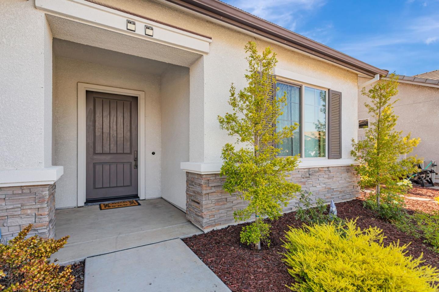 Detail Gallery Image 4 of 54 For 1575 Sunflower Dr, Hollister,  CA 95023 - 4 Beds | 2 Baths