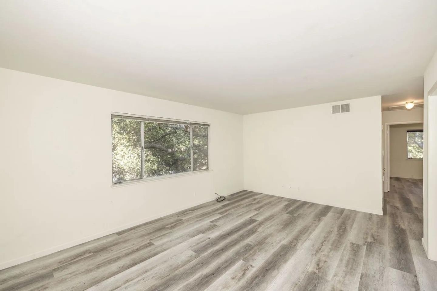 Detail Gallery Image 14 of 21 For 500 Palo Alto Ave, Palo Alto,  CA 94301 - – Beds | – Baths