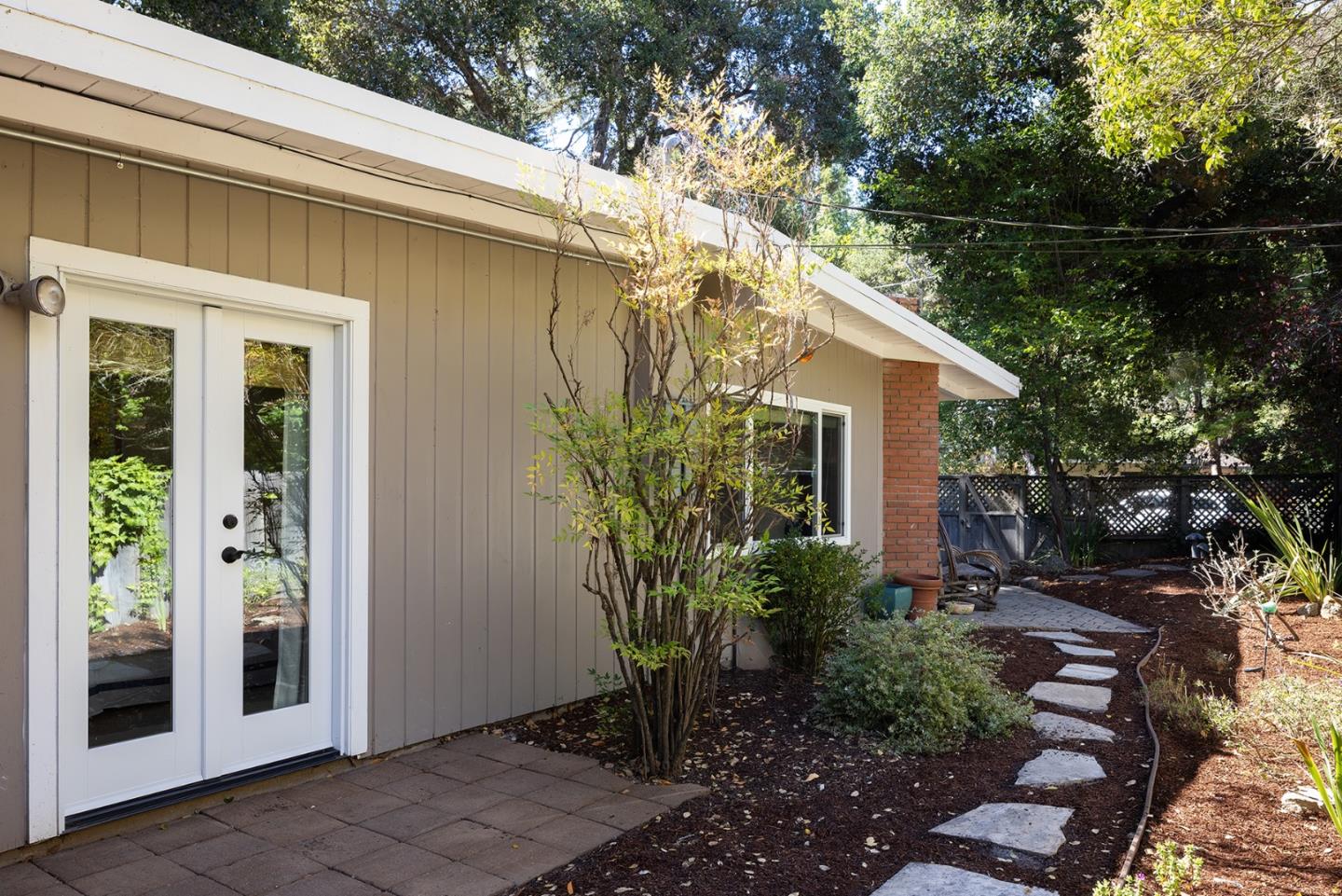 Detail Gallery Image 17 of 21 For 32 Southbank Rd, Carmel Valley,  CA 93924 - 2 Beds | 1 Baths