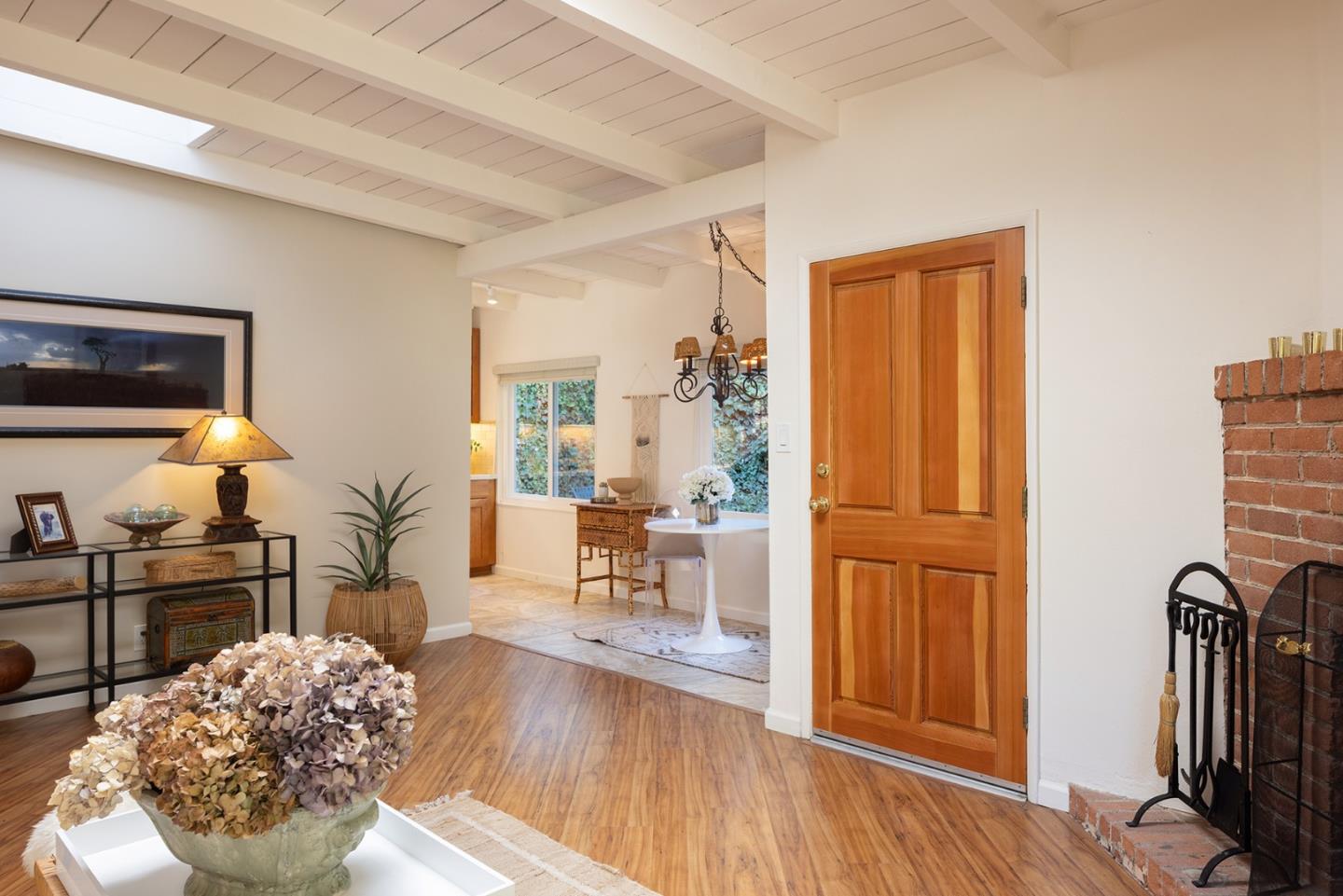 Detail Gallery Image 5 of 21 For 32 Southbank Rd, Carmel Valley,  CA 93924 - 2 Beds | 1 Baths