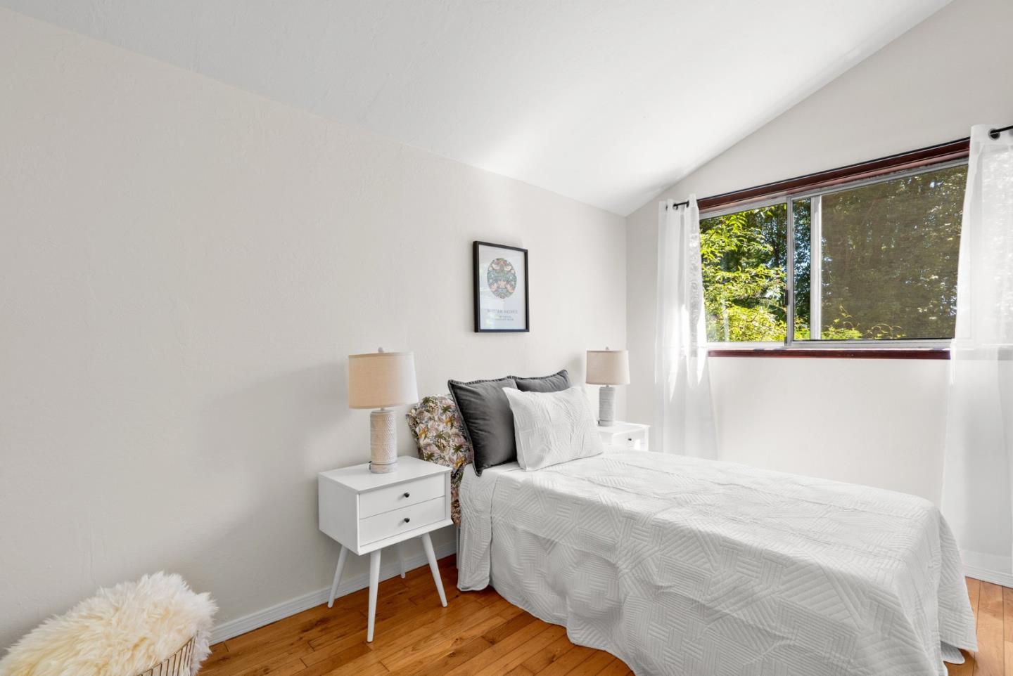 Detail Gallery Image 16 of 31 For 155 Rowardennan Dr, Ben Lomond,  CA 95005 - 2 Beds | 1 Baths