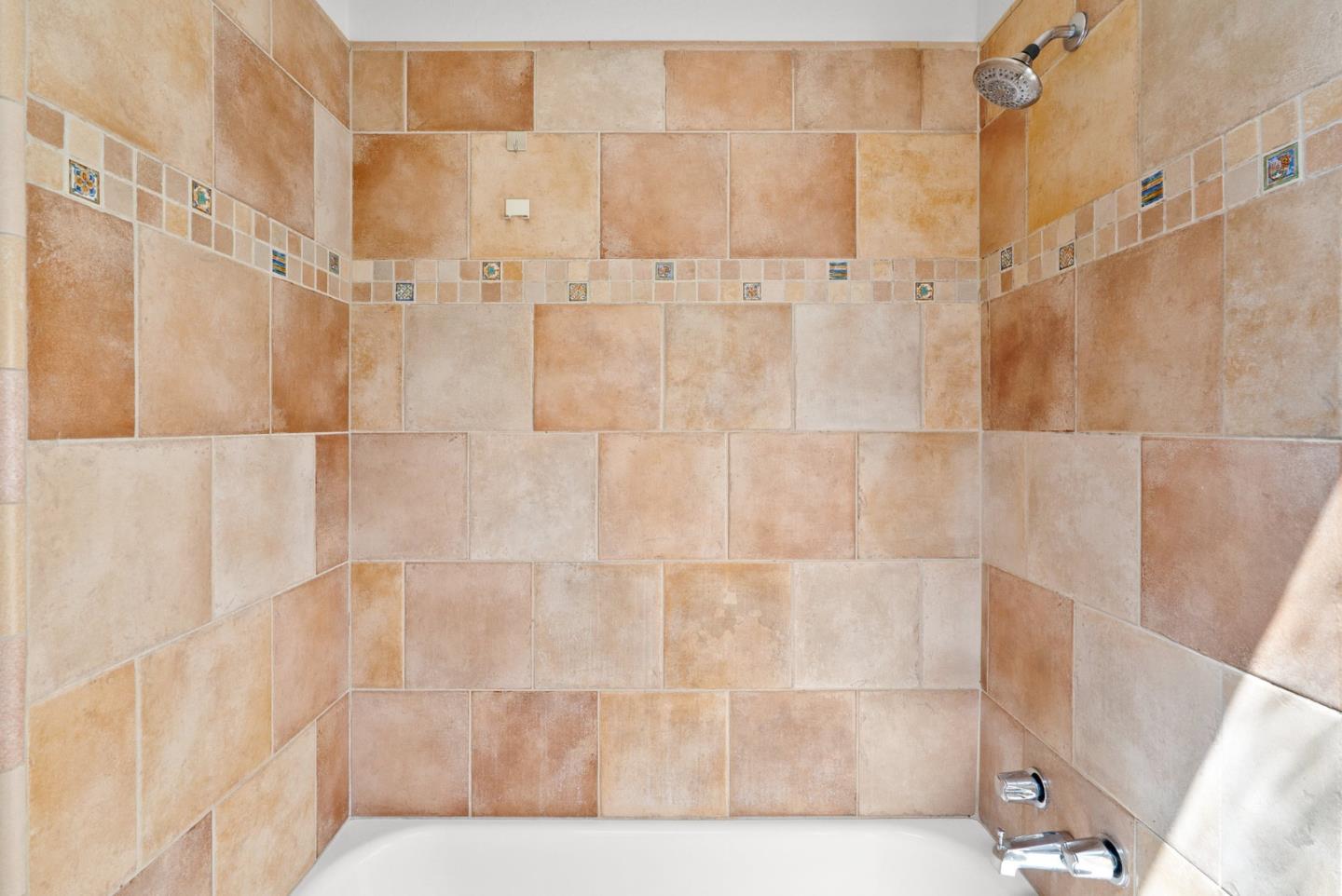 Detail Gallery Image 18 of 31 For 155 Rowardennan Dr, Ben Lomond,  CA 95005 - 2 Beds | 1 Baths