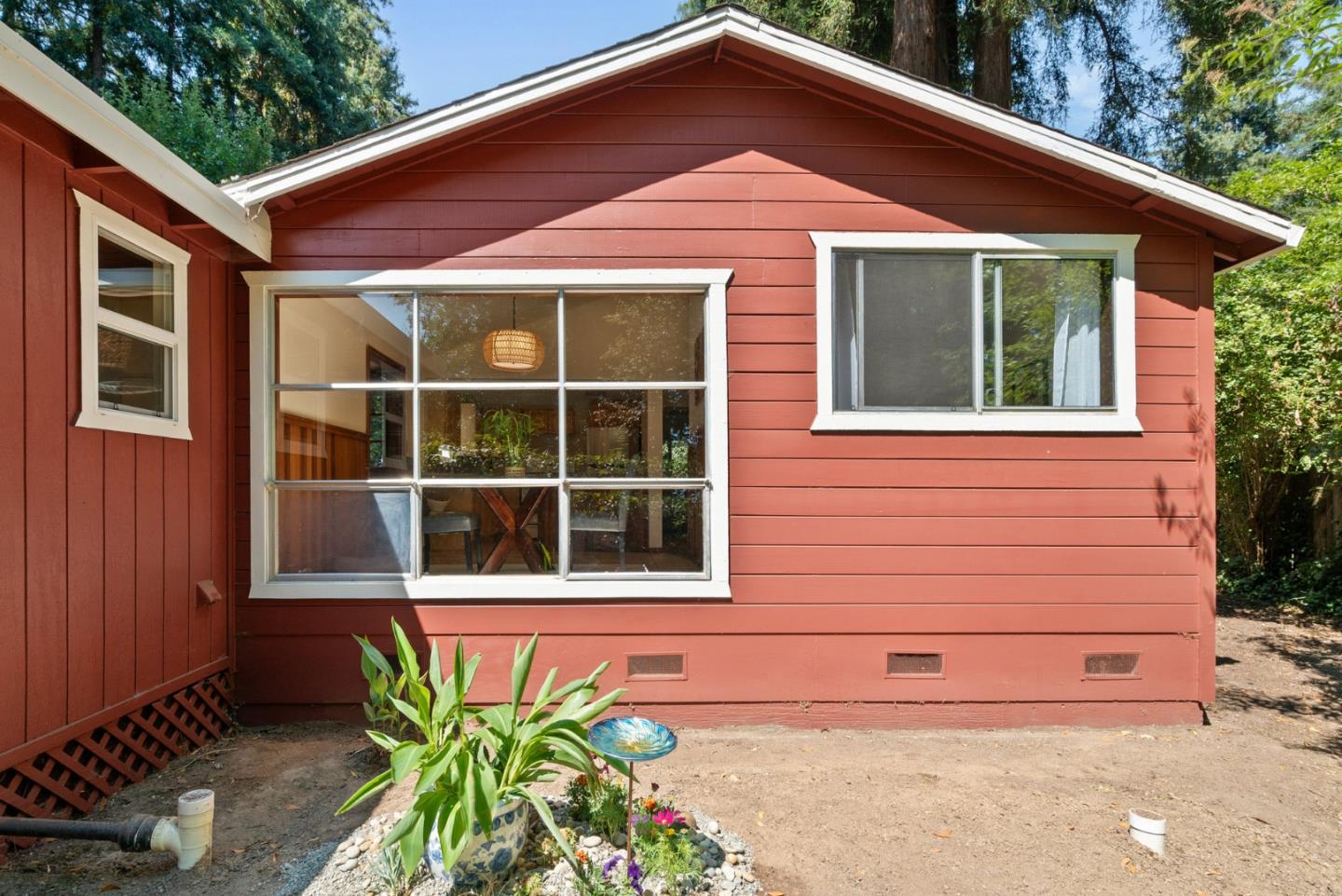 Detail Gallery Image 24 of 31 For 155 Rowardennan Dr, Ben Lomond,  CA 95005 - 2 Beds | 1 Baths