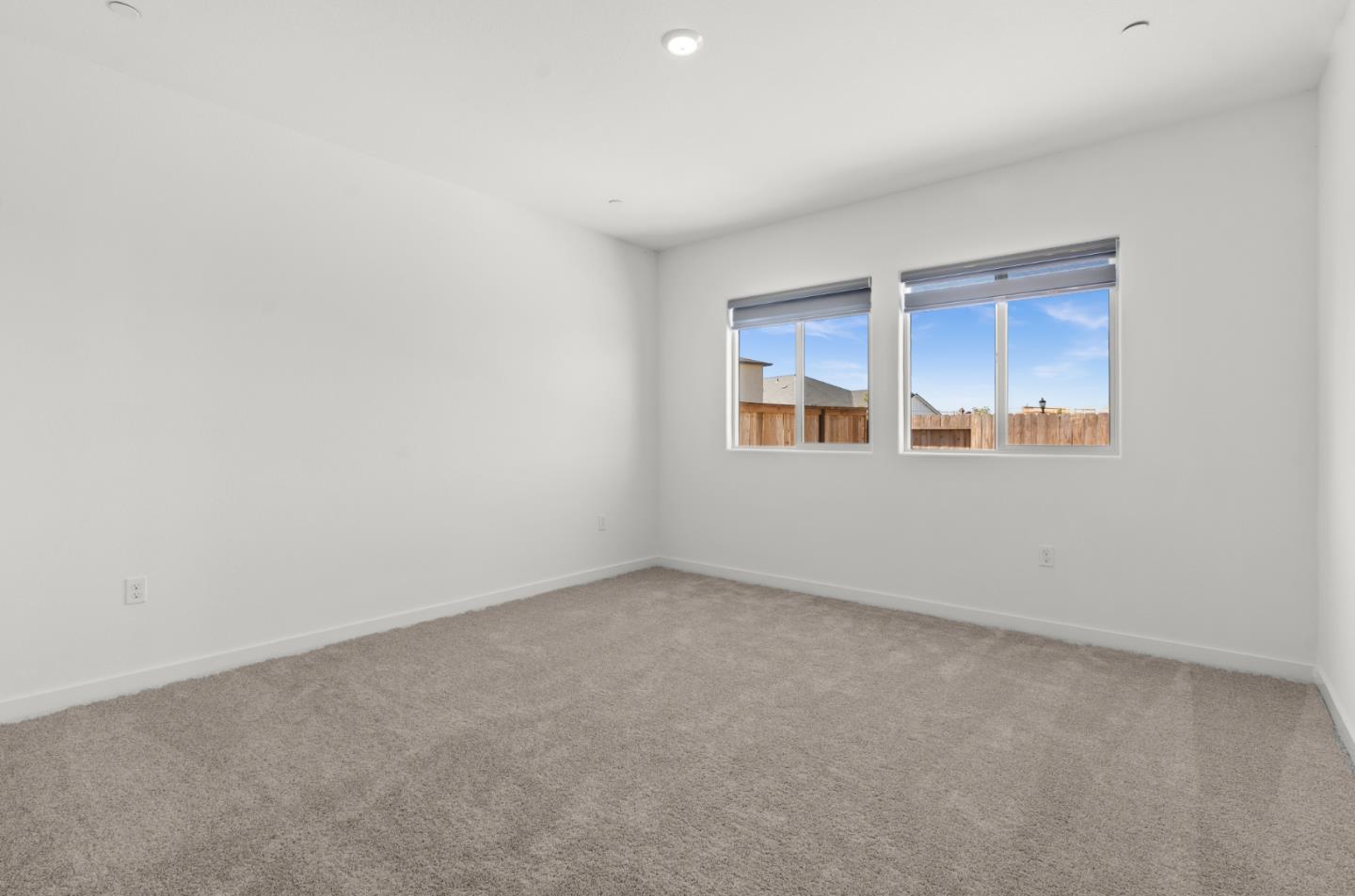 Detail Gallery Image 20 of 42 For 10918 Morning Tide Way, Stockton,  CA 95219 - 4 Beds | 2 Baths