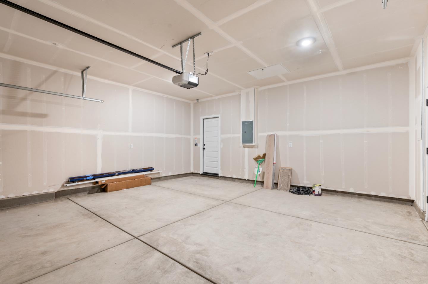 Detail Gallery Image 25 of 42 For 10918 Morning Tide Way, Stockton,  CA 95219 - 4 Beds | 2 Baths