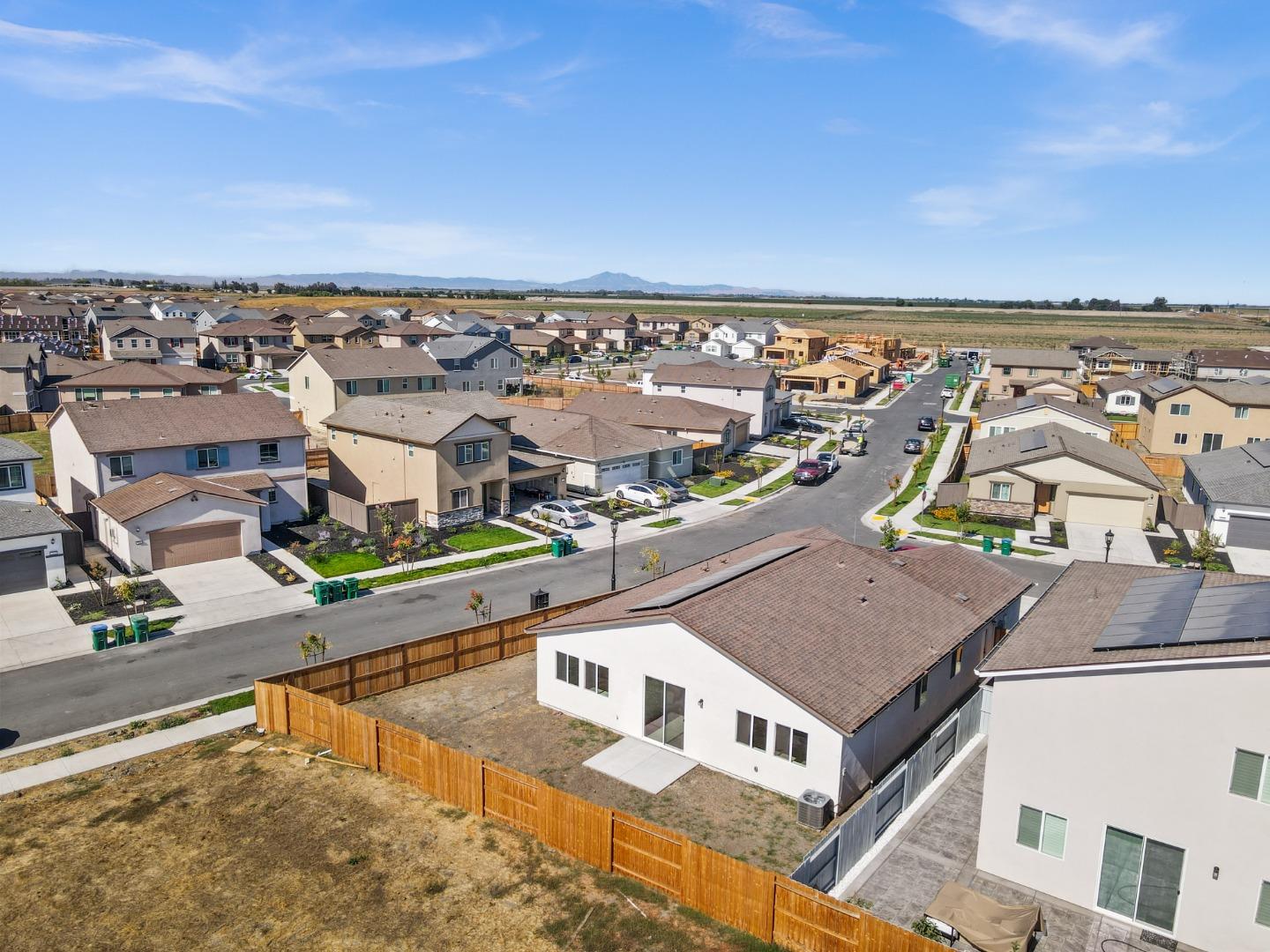 Detail Gallery Image 38 of 42 For 10918 Morning Tide Way, Stockton,  CA 95219 - 4 Beds | 2 Baths
