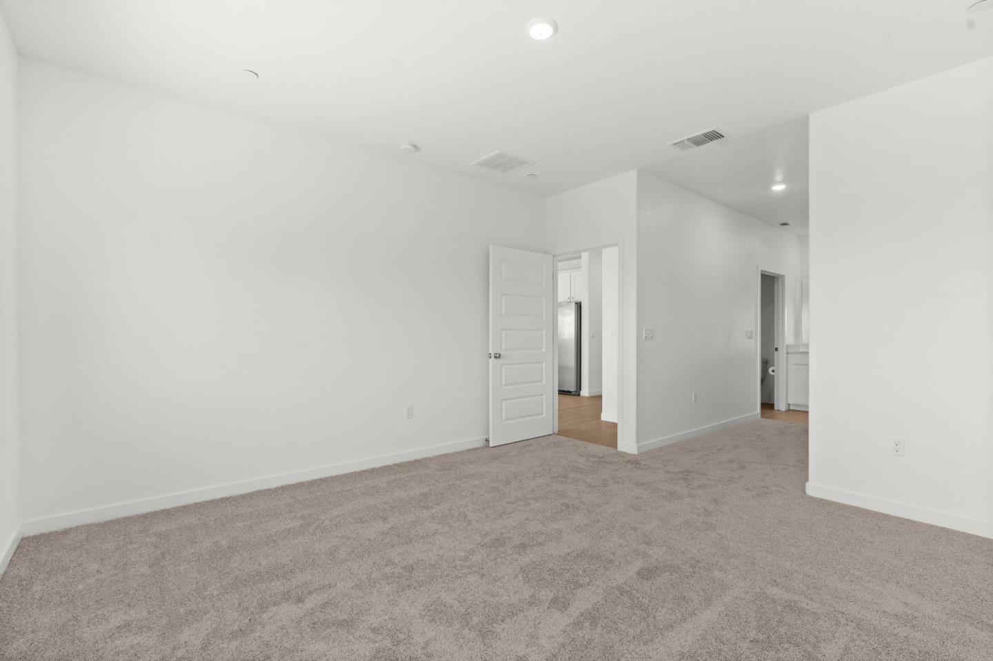 Detail Gallery Image 9 of 42 For 10918 Morning Tide Way, Stockton,  CA 95219 - 4 Beds | 2 Baths