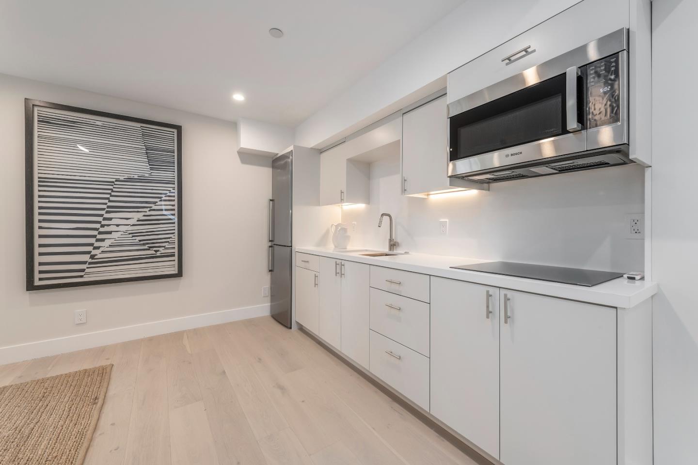 Detail Gallery Image 26 of 33 For 21 Highland Ave, San Carlos,  CA 94070 - 4 Beds | 4/1 Baths