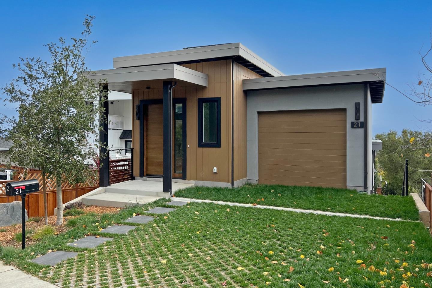 Detail Gallery Image 33 of 33 For 21 Highland Ave, San Carlos,  CA 94070 - 4 Beds | 4/1 Baths