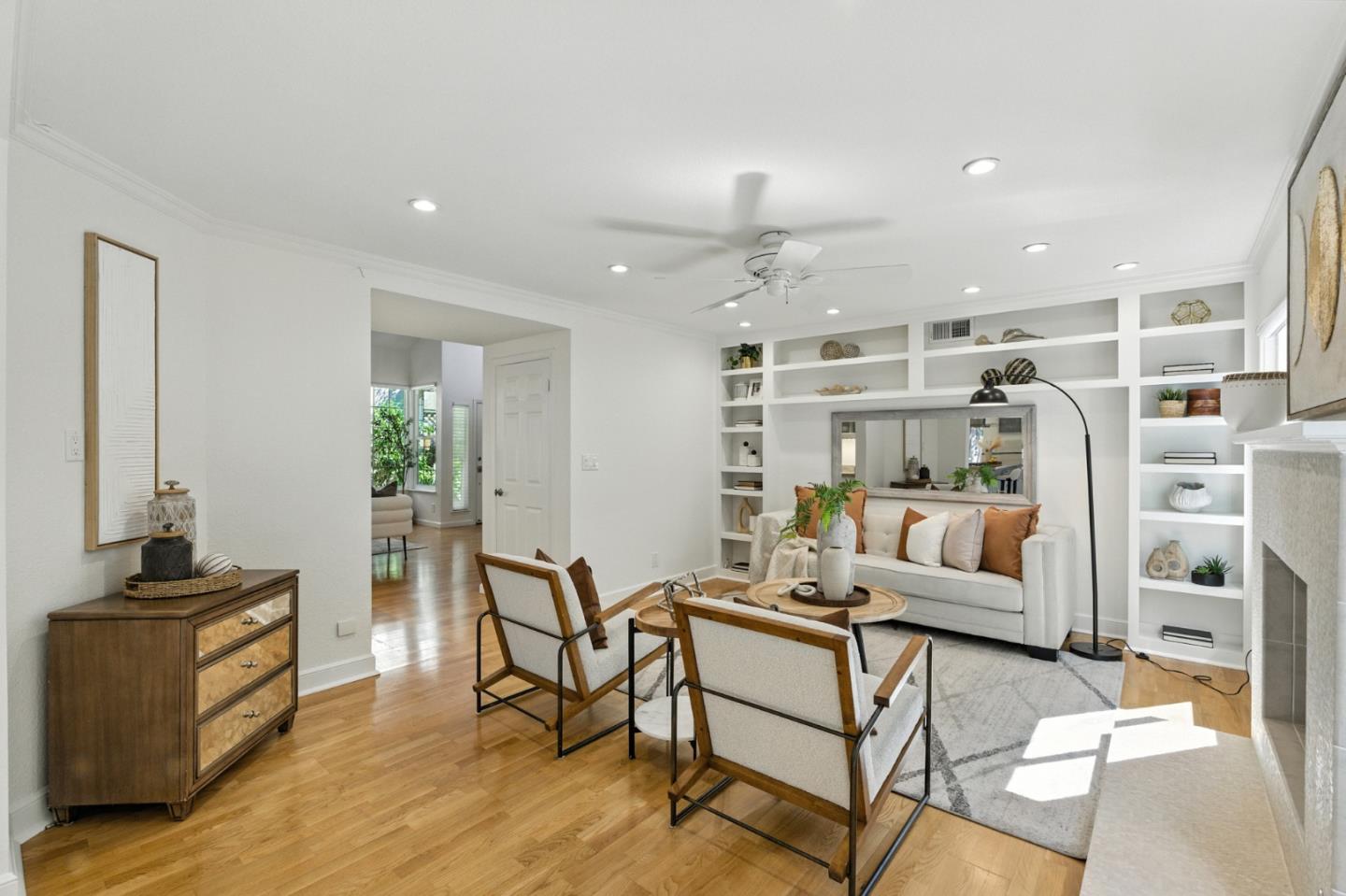 Detail Gallery Image 21 of 55 For 213 Yarborough Ln, Redwood City,  CA 94061 - 4 Beds | 3 Baths