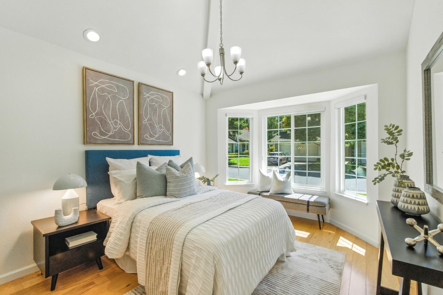 Detail Gallery Image 33 of 55 For 213 Yarborough Ln, Redwood City,  CA 94061 - 4 Beds | 3 Baths