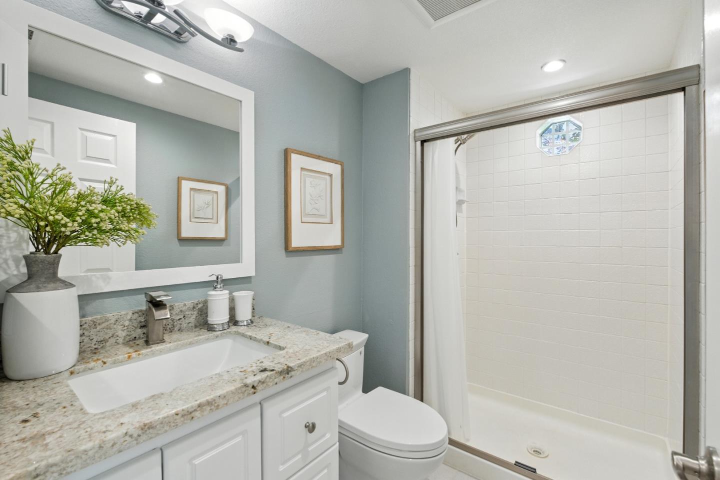 Detail Gallery Image 35 of 55 For 213 Yarborough Ln, Redwood City,  CA 94061 - 4 Beds | 3 Baths