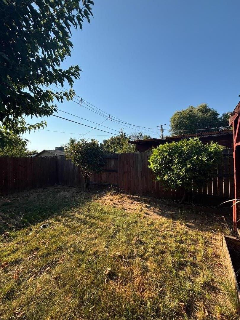 Detail Gallery Image 21 of 25 For 5660 Jacks Ln, Sacramento,  CA 95822 - 3 Beds | 1 Baths