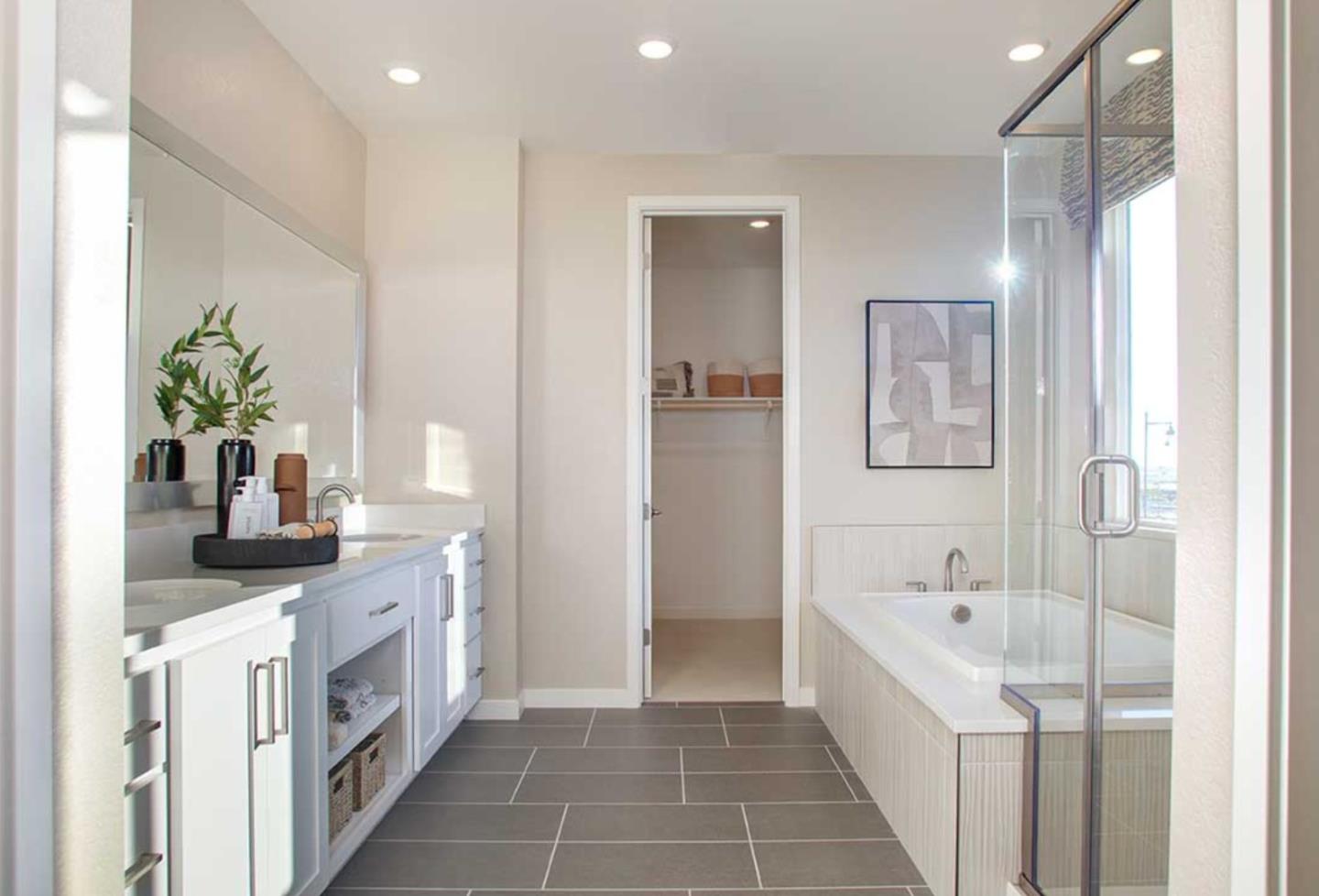 Detail Gallery Image 13 of 14 For 3032 Benetti St, Lathrop,  CA 95330 - 4 Beds | 3/1 Baths
